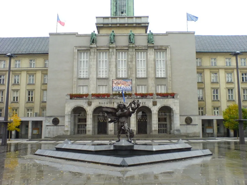 Het Nieuwe Stadhuis (Nová radnice) in Ostrava, zetel van de gemeenteraad